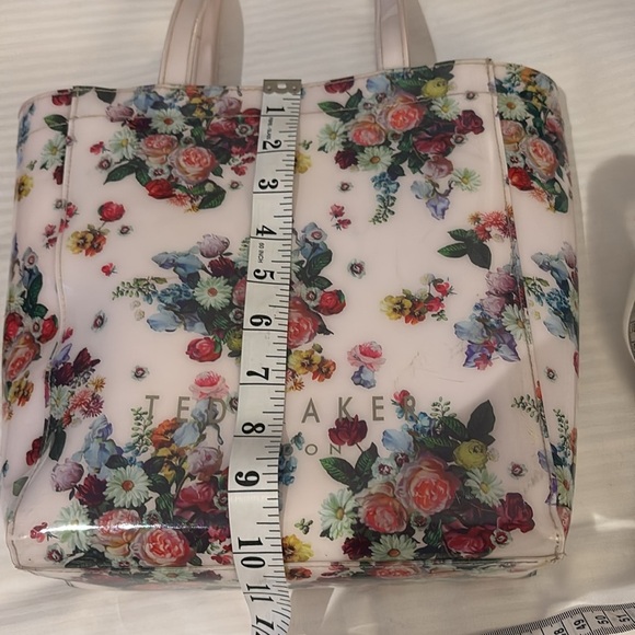 TED BAKER LONDON PINK FLORAL VINYL SMALL TOTE PRELOVED VERY NICE - Picture 12 of 12